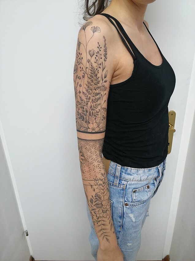 Fineline Tattoo, Motiv #10052