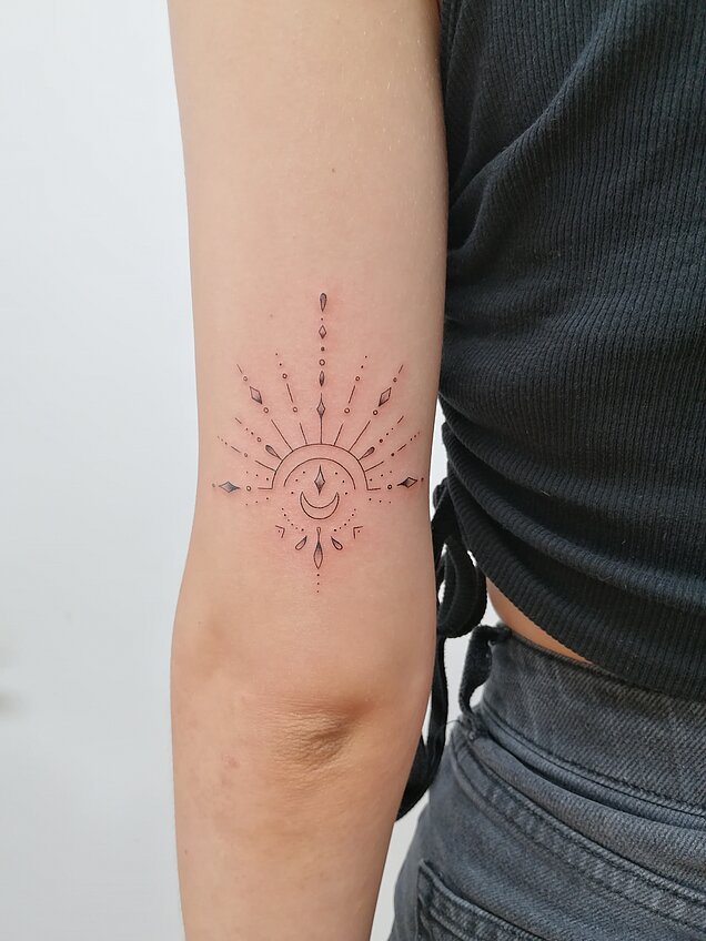 Fineline Tattoo, Motiv #10086